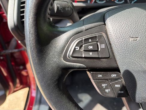 Used 2019 Ford EcoSport SE FWD image 19