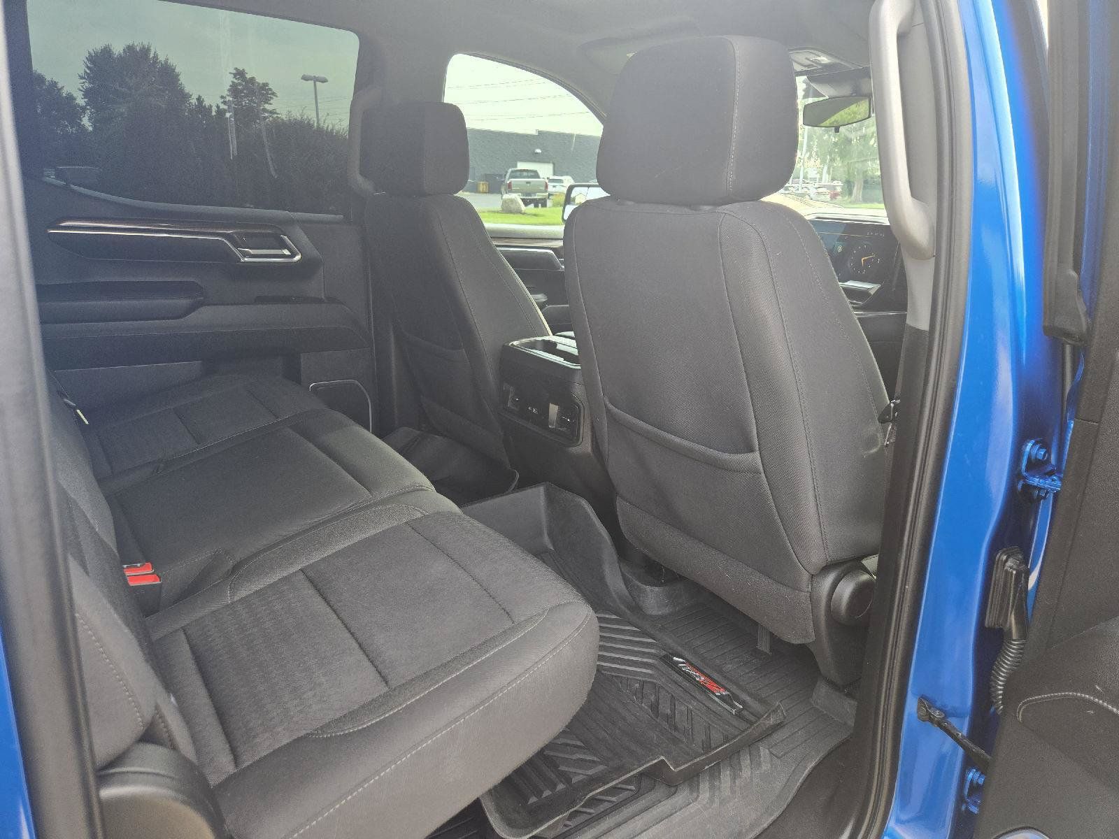 Used 2023 Chevrolet Silverado 1500 RST AWD/4WD image 26
