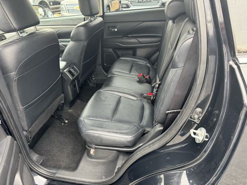 Used 2020 Mitsubishi Outlander SEL image 8