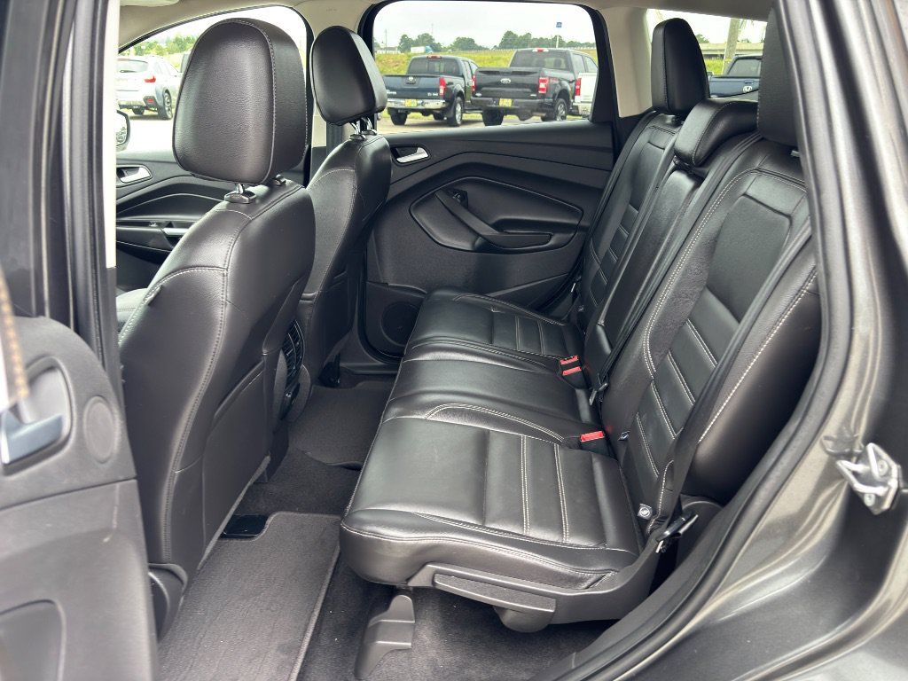 Used 2017 Ford Escape Titanium w/ Equipment Group 301A FWD image 20