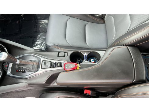 Used 2017 Chevrolet Camaro LT RWD image 20