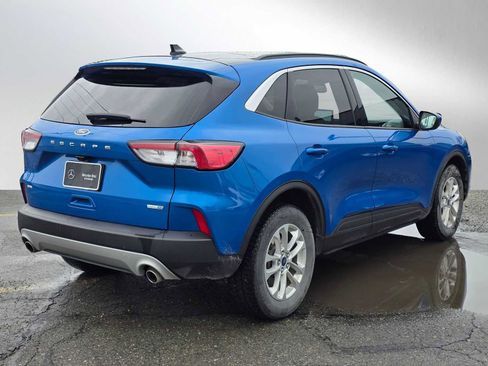 Used 2020 Ford Escape SE AWD/4WD image 3