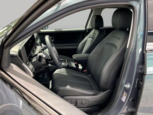 Certified 2025 Hyundai Ioniq 5 Limited AWD/4WD image 7