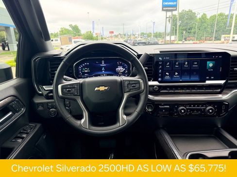 Used 2024 Chevrolet Silverado 2500 LTZ w/ LTZ Convenience Package AWD/4WD image 16
