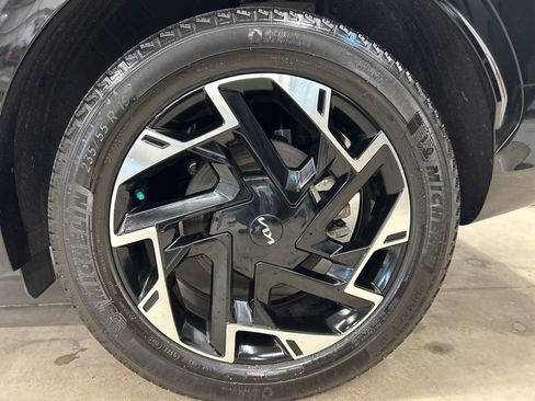 Certified 2023 Kia Sportage SX AWD/4WD image 27