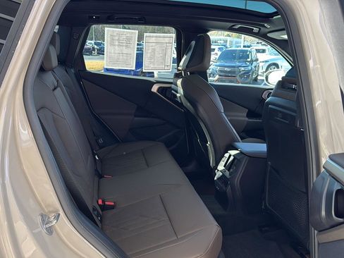 Used 2025 BMW X3 xDrive30i w/ Premium Package image 11