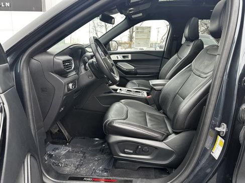 Certified 2023 Ford Explorer ST w/ Equipment Group 401A image 19