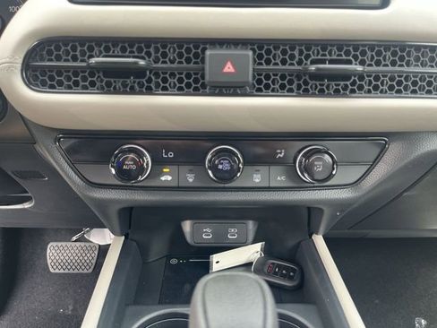 New 2026 Honda HR-V LX image 18