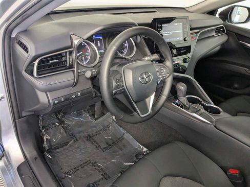 Used 2024 Toyota Camry LE FWD image 12