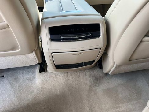 Certified 2024 Cadillac Escalade ESV Premium Luxury image 18