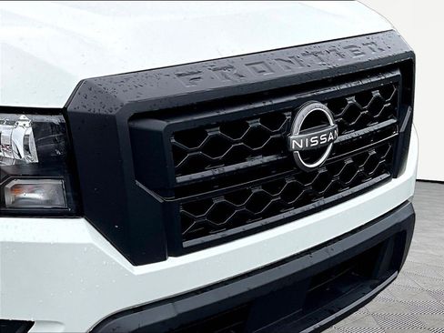 Used 2022 Nissan Frontier S w/ Technology Package AWD/4WD image 33