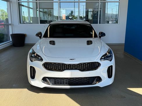 Used 2020 Kia Stinger GT RWD image 5