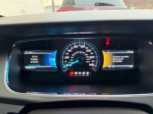 Used 2018 Ford Taurus SEL w/ Equipment Group 201A image 10