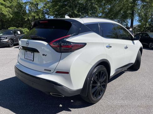 Used 2024 Nissan Murano SV w/ SV Midnight Edition Package FWD image 3