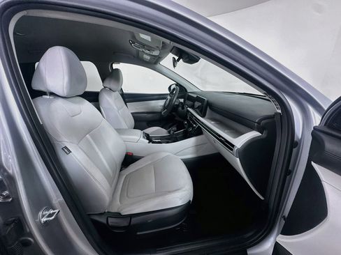 Used 2025 Hyundai Tucson SEL FWD image 30