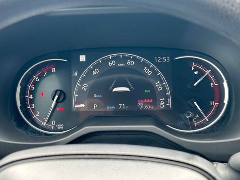Certified 2025 Toyota RAV4 XLE FWD image 31