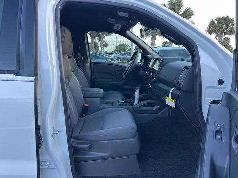 New 2026 Nissan Frontier SV AWD/4WD image 41