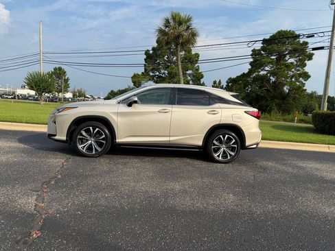 Used 2017 Lexus RX 350 FWD w/ Premium Package image 2
