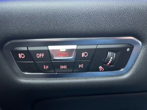 Used 2021 BMW X7 xDrive40i w/ Premium Package image 15