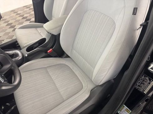 Used 2023 Hyundai Kona SEL image 20