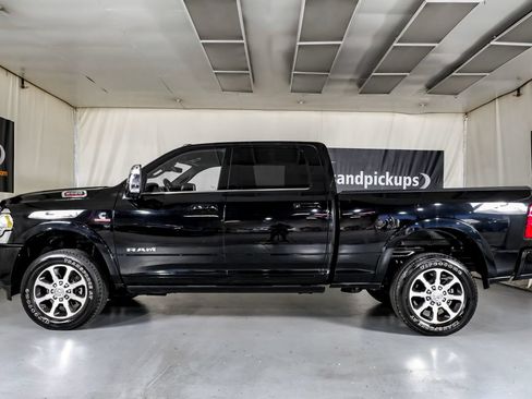 Used 2023 RAM 2500 Limited AWD/4WD image 11