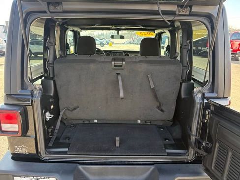 Used 2023 Jeep Wrangler Sport S image 32