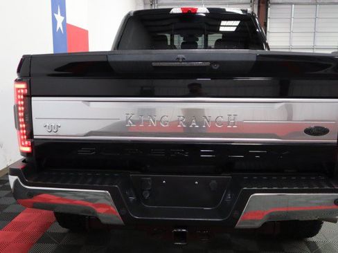 Used 2017 Ford F250 King Ranch w/ King Ranch Ultimate Package AWD/4WD image 30