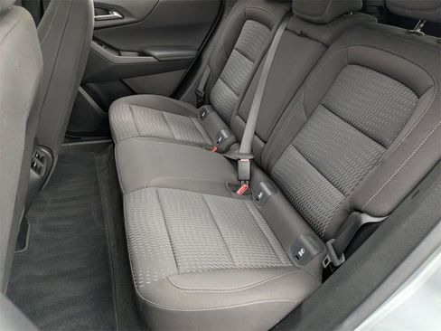 Used 2025 Chevrolet Equinox LT image 26