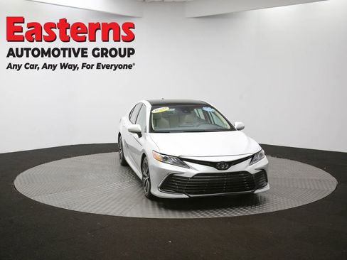 Used 2023 Toyota Camry XLE w/ Navigation Package image 49