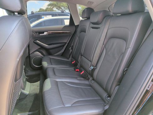Used 2013 Audi Q5 3.0T Premium Plus AWD/4WD image 32