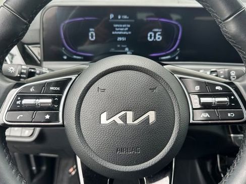 Used 2025 Kia Seltos S image 27