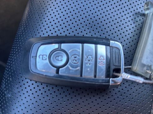 Used 2024 Ford Mustang Premium image 22