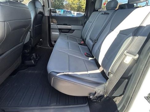 Used 2021 Ford F150 Lariat w/ Equipment Group 501A Mid image 26