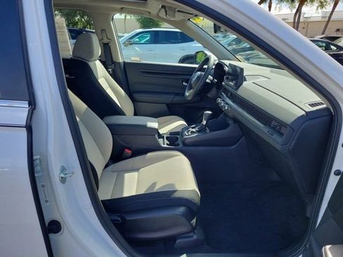 Used 2024 Honda CR-V EX image 8