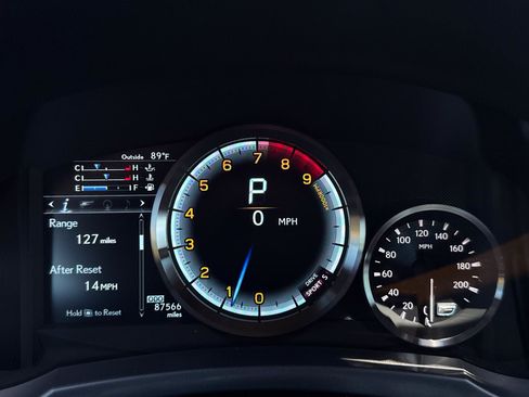 Used 2015 Lexus RC F w/ Premium Package RWD image 11