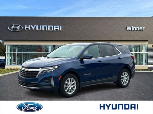Used 2022 Chevrolet Equinox LT FWD image 1