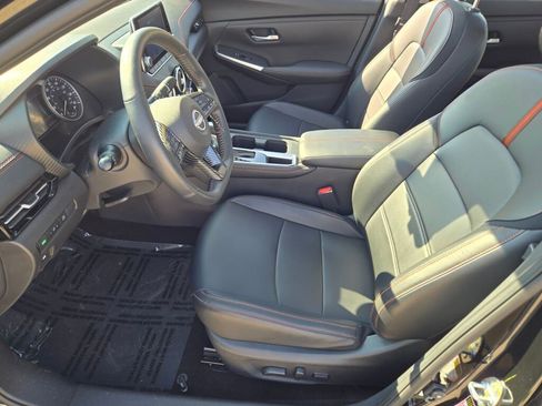 Used 2024 Nissan Sentra SR w/ SR Premium Package image 20