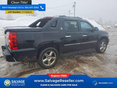 Used 2013 Chevrolet Avalanche LTZ image 4
