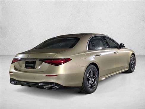 New 2026 Mercedes-Benz S 580 4MATIC Sedan image 2