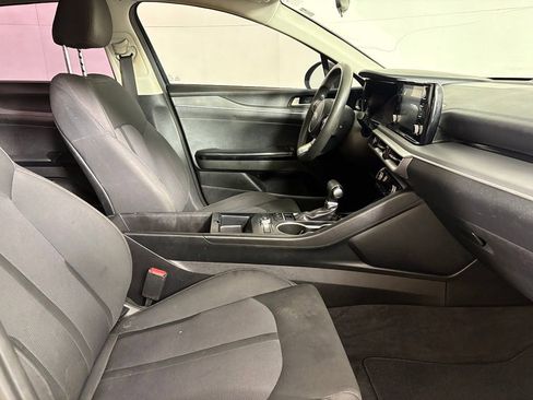 Used 2021 Kia K5 LXS FWD image 13