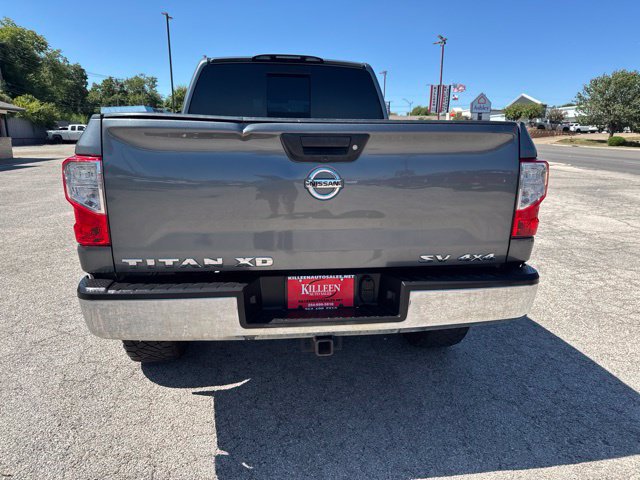 Used 2018 Nissan Titan SV AWD/4WD image 19