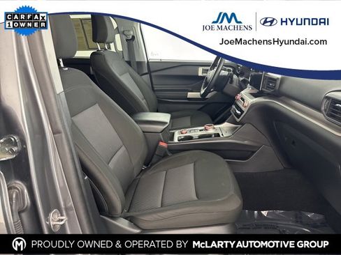 Used 2023 Ford Explorer XLT image 23