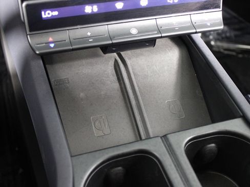Used 2023 Fisker Ocean Extreme AWD/4WD image 25