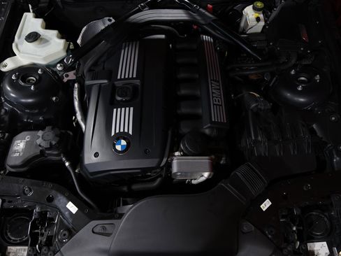 Used 2011 BMW Z4 sDrive30i image 25