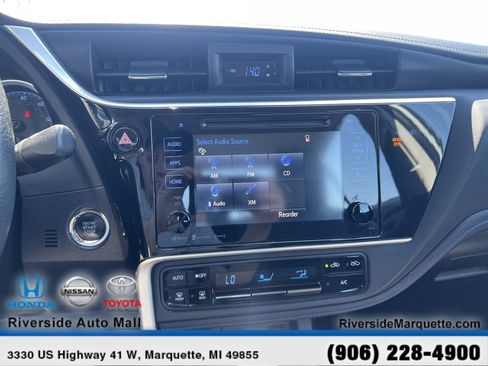 Used 2018 Toyota Corolla SE w/ SE Premium Package FWD image 17