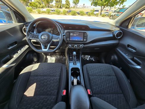 Used 2023 Nissan Kicks SV image 21