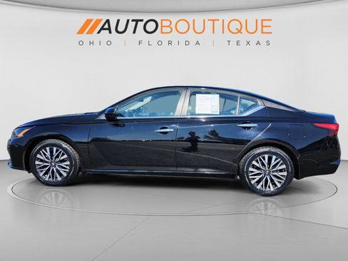 Used 2023 Nissan Altima 2.5 SV w/ SV Premium Package FWD image 7