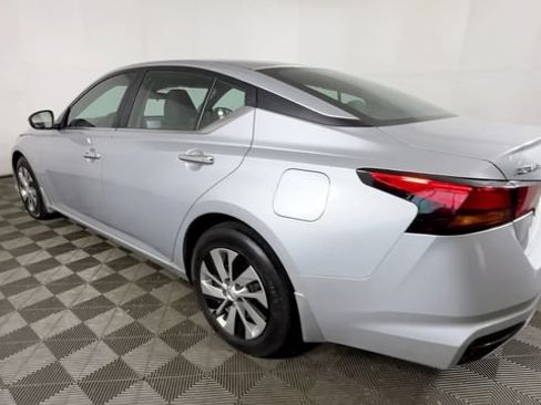 Used 2021 Nissan Altima 2.5 S FWD image 7