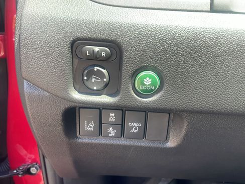 Used 2025 Honda Ridgeline RTL+ image 13