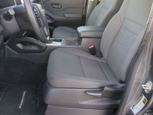 Used 2022 Nissan Frontier S w/ Technology Package image 15